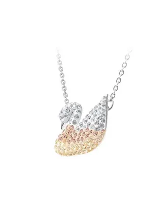 Iconic Swan Necklace 