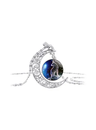 Capricornus Designed Moon Necklace 