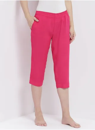 Casual Comfortable Relaxed Fit Three Quarter Pyjama Pants With Matching Scrunchie Pink 