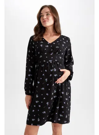 Woman Fit And Flare Long Sleeve Maternity Dress 