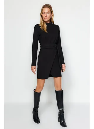 A-Line Stand Up Collar Woven Dress with Black Belt TWOAW24EL00701 