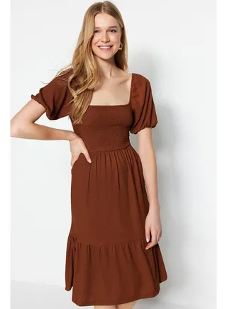 Brown Open Waist/Skater Square Neck Balloon Sleeve Midi Sweater Knitted Dress TWOSS22EL1088 