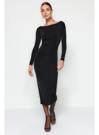 Black Fitted Evening Dress with Accessories TPRAW24EL00023. 