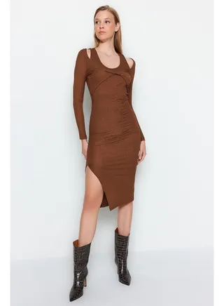 Brown Textured Fitted Midi Bolero Detailed, Flexible Knit Dress TWOAW24EL00760. 