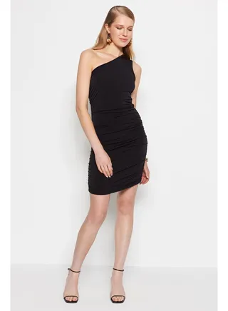 Black Gathered Detailed Body-Shouldered One-Shoulder Mini Elastic Knitted Dress TWOSS23EL00402 