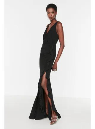 Black Stone Accessory Detailed Long Evening Dress TPRSS23EL00509 