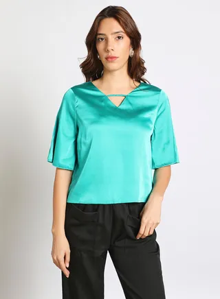 Women's Casual Bell Half Sleeve Polyester Crop Top With V-Neck Electric Blue 