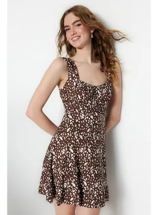 Brown Printed Square Neck Flounce A-Line Mini Knitted Dress TWOSS23EL00348 