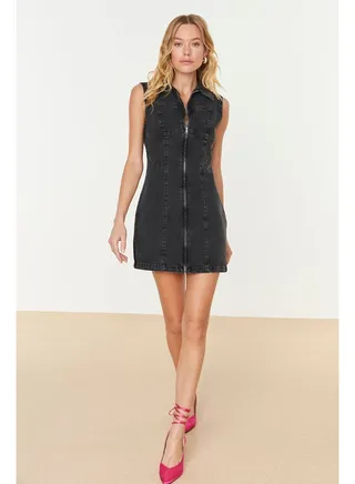 Black Zipper Detailed Denim Dress 