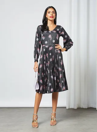 Floral Print Pleated Dress Black 
