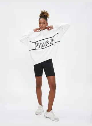 Oversized Slogan Printed Half Zipper Detail Sport Sweatshirt