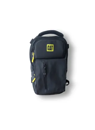 Shoulder bag for men and women, black in color 