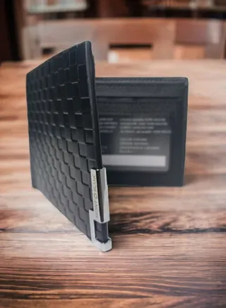 Premium Split Leather RFID-Blocking Bi-Fold Wallet | Stylish Checkered Design | Secure & Minimalist Wallet for Cards and Cash 