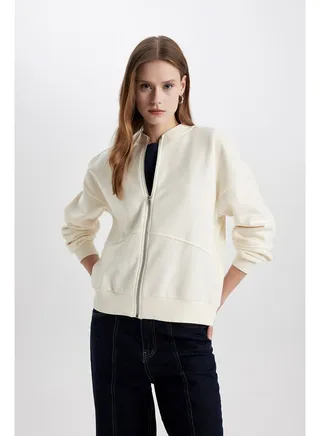 Woman Oversize Fit Bomber Long Sleeve Knitted Cardigan 