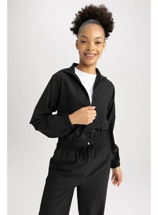 Woman Cropped Fit Stand- Up Collar Long Sleeve Woven Cardigan 