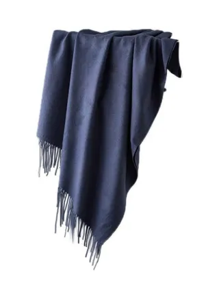 "Cozy Elegance: Luxurious Soft and Warm Scarf for Women, Perfect for Chilly Days" 