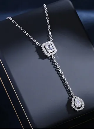 Elegant Silver Plated Cubic Zirconia Necklace For Women 