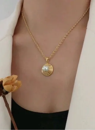 Trendy Stainless Steel Gold Plated Necklace For Women 