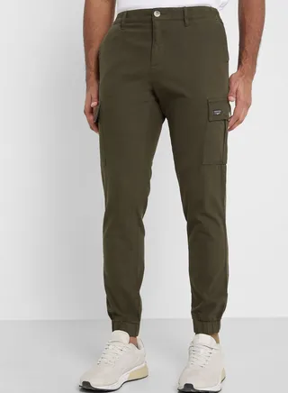 Thomas Scott Men Comfort Mid-Rise Easy Wash Cargo Trousers