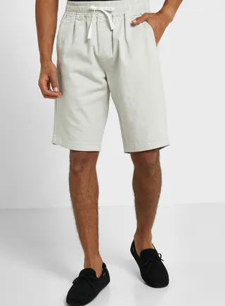 Thomas Scott Men Mid-Rise Slim Fit Shorts 