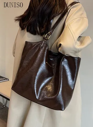 Women's Shoulder Tote Bag Faux Leather Handbag for Women Large Capacity Messenger Fashionable Travel Shoulder Bag for Ladies Girls College Students 