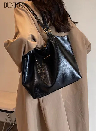 Women's Shoulder Tote Bag Faux Leather Handbag for Women Large Capacity Messenger Fashionable Travel Shoulder Bag for Ladies Girls College Students 