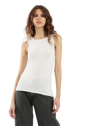 Sleeveless Crew Neck Top 