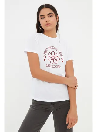 T-Shirt - White - Standard 