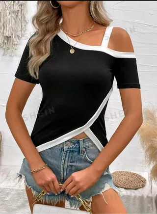 SHEIN VCAY Asymmetrical T-Shirt With Contrast Edge Detail 