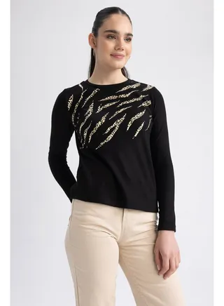 Woman Regular Fit Crew Neck Knitted Long Sleeve T-Shirt 