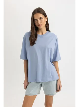 Woman Oversize Fit Crew Neck Knitted Short Sleeve T-Shirt 