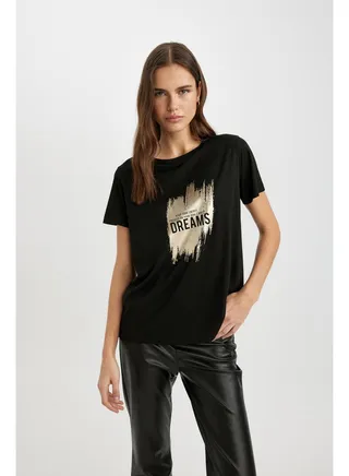 Woman Regular Fit Crew Neck Knitted Short Sleeve T-Shirt 