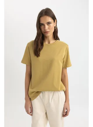 Woman Regular Fit Crew Neck Knitted Short Sleeve T-Shirt 