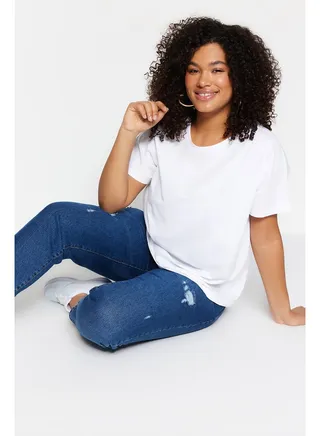 White Basic Crew Neck Knitted T-Shirt TBBSS22TS0733 