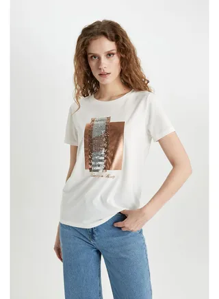 Woman Regular Fit Crew Neck Knitted Short Sleeve T-Shirt 