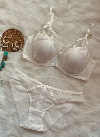 Comfy Solid Color Bra Panty Set Women's Underwear Set White 
