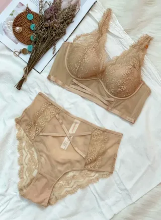 Solid Color Breathable Thin Cup Lace Bra Panty Set Brown 