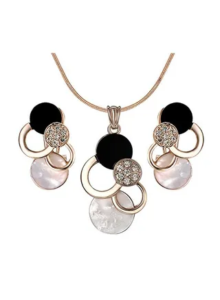 18K Gold Plated Rhinestone Studded Necklace And Earrings Set 