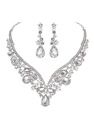 Rhinestone Studded Necklace And Earrings Set 