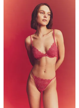 Woman String Slip 