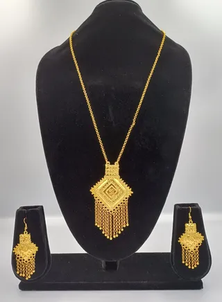2-Piece Fashion Gold Plated Jewellery Set with Necklace and Earrings Tassel Jewelry for Women and Girls 