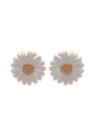3D Daisy Women Stud Earrings - OBJ16DAE02 