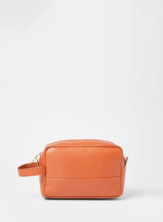 Essential Wash Bag Coral 