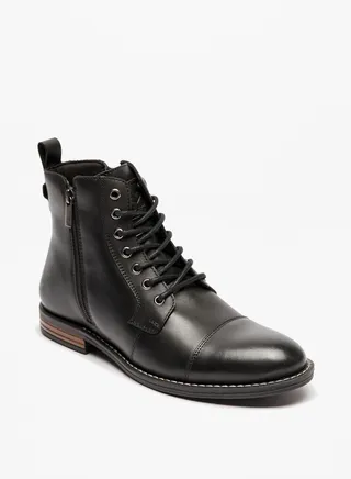 Men's Boots With Zip Closure 
