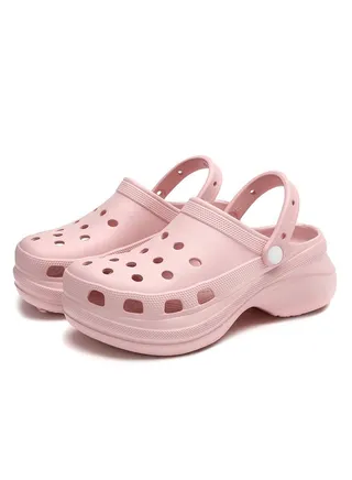 Wear Non Slip Lightweight Perforated Shoes For External Wear 