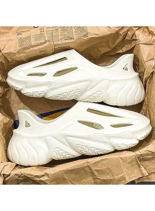 Wear Non Slip Lightweight Perforated Shoes For External Wear 