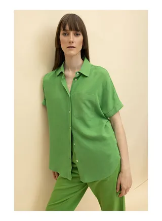 Woman Regular Fit Shirt Neck Woven Short Sleeve Shirt 