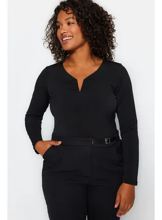 Black V-Neck Plain Basic Sandy Knitted Plus Size Blouse TBBAW24AF00030 