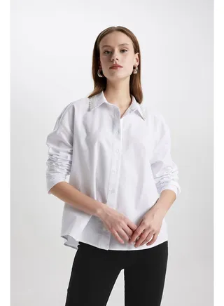 Woman Oversize Fit Woven Long Sleeve Shirt 