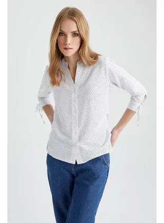 Woman Fitted C Neck 3/4 Sleeve Woven Long Sleeve Shirt 